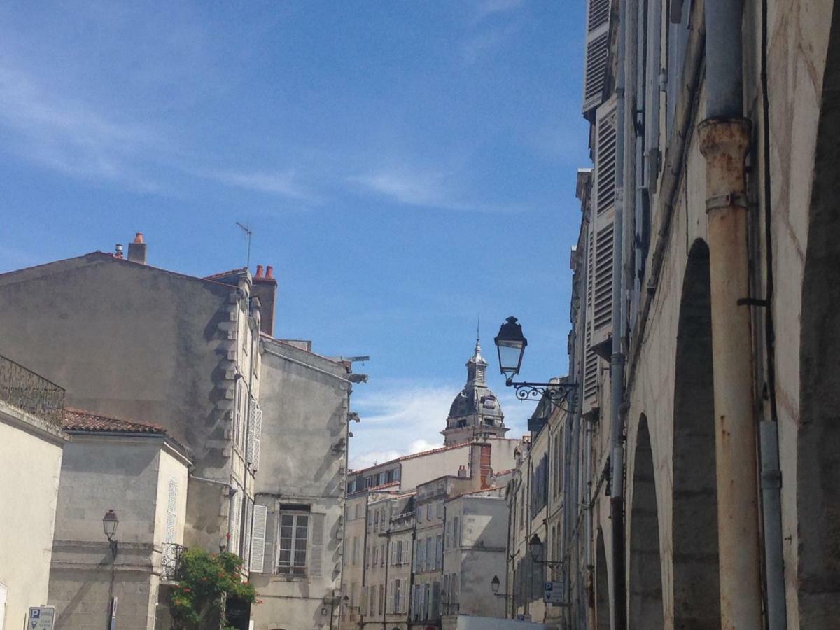 Studio Des Trois Ilets La Rochelle  Luaran gambar
